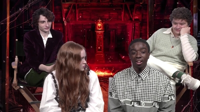 2022-05-27_-_MTV_News_-_Stranger_Things_Cast_on_Their_Favorite_S4_BTS_Moments_mp43680.jpg