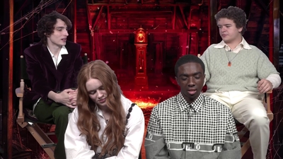 2022-05-27_-_MTV_News_-_Stranger_Things_Cast_on_Their_Favorite_S4_BTS_Moments_mp43767.jpg