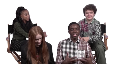 2022-05-27_-_POPSUGAR_-_Stranger_Things_Cast_Cant_Stop_Making_Each_Other_Laugh_mp43851.jpg