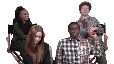 2022-05-27_-_POPSUGAR_-_Stranger_Things_Cast_Cant_Stop_Making_Each_Other_Laugh_mp43875.jpg