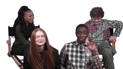 2022-05-27_-_POPSUGAR_-_Stranger_Things_Cast_Cant_Stop_Making_Each_Other_Laugh_mp43908.jpg