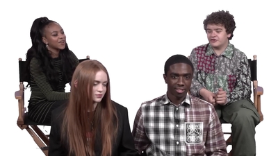 2022-05-27_-_POPSUGAR_-_Stranger_Things_Cast_Cant_Stop_Making_Each_Other_Laugh_mp43953.jpg