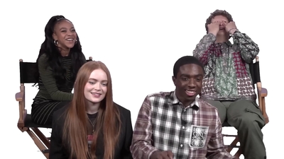 2022-05-27_-_POPSUGAR_-_Stranger_Things_Cast_Cant_Stop_Making_Each_Other_Laugh_mp43962.jpg