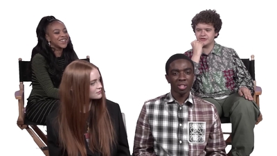 2022-05-27_-_POPSUGAR_-_Stranger_Things_Cast_Cant_Stop_Making_Each_Other_Laugh_mp43976.jpg