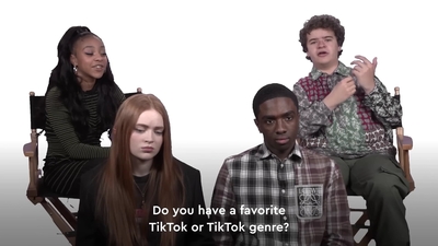 2022-05-27_-_POPSUGAR_-_Stranger_Things_Cast_Cant_Stop_Making_Each_Other_Laugh_mp43977.jpg
