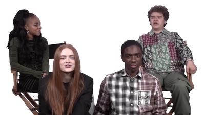 2022-05-27_-_POPSUGAR_-_Stranger_Things_Cast_Cant_Stop_Making_Each_Other_Laugh_mp44014.jpg