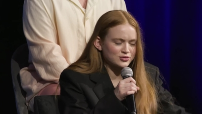 2022-05-27_-_Stranger_Things_Los_Angeles_FYSEE_Event_mp41913.jpg