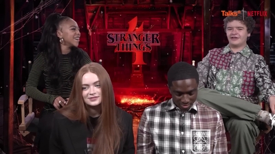 2022-05-27_-_Talks_International_with_The_Casts_of_Stranger_Things_4_Volume_1_mp44186.jpg