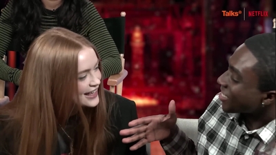 2022-05-27_-_Talks_International_with_The_Casts_of_Stranger_Things_4_Volume_1_mp44284.jpg