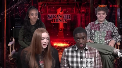 2022-05-27_-_Talks_International_with_The_Casts_of_Stranger_Things_4_Volume_1_mp44315.jpg