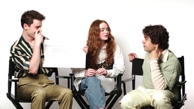 2022-05-27_-_Wired_-_Stranger_Things_Cast_Answer_the_Webs_Most_Searched_Questions_mp44474.jpg