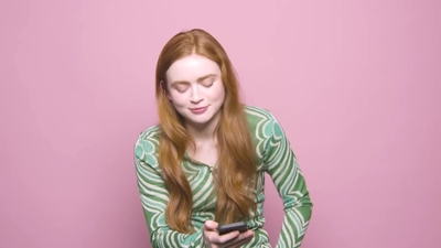 2022-05-28_-_GLAMOUR_Germany_-_Sadie_Sink_Shares_Her_Life_Advice_mp46208.jpg