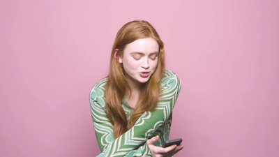 2022-05-28_-_GLAMOUR_Germany_-_Sadie_Sink_Shares_Her_Life_Advice_mp46227.jpg