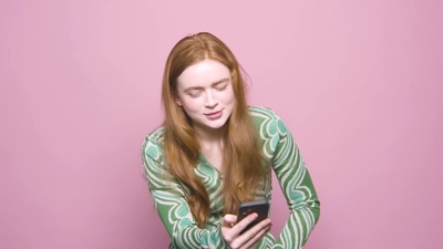 2022-05-28_-_GLAMOUR_Germany_-_Sadie_Sink_Shares_Her_Life_Advice_mp46239.jpg