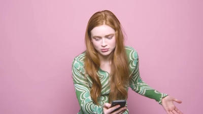 2022-05-28_-_GLAMOUR_Germany_-_Sadie_Sink_Shares_Her_Life_Advice_mp46245.jpg