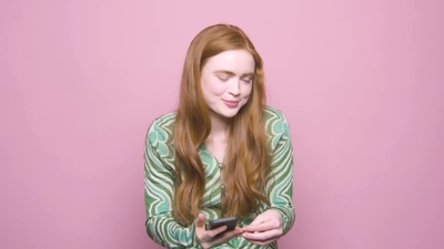 2022-05-28_-_GLAMOUR_Germany_-_Sadie_Sink_Shares_Her_Life_Advice_mp46317.jpg