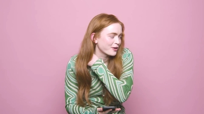 2022-05-28_-_GLAMOUR_Germany_-_Sadie_Sink_Shares_Her_Life_Advice_mp46334.jpg