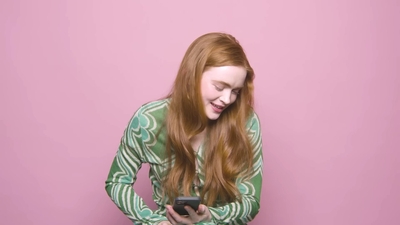 2022-05-28_-_GLAMOUR_Germany_-_Sadie_Sink_Shares_Her_Life_Advice_mp46444.jpg