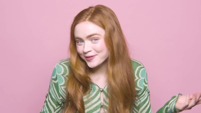 2022-05-28_-_GLAMOUR_Germany_-_Sadie_Sink_Shares_Her_Life_Advice_mp46528.jpg
