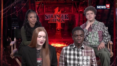 2022-05-29_-_CNN-News18_-_Stranger_Things_4_Interview_mp47104.jpg