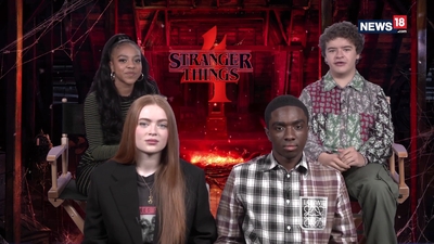 2022-05-29_-_CNN-News18_-_Stranger_Things_4_Interview_mp47208.jpg