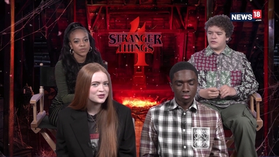 2022-05-29_-_CNN-News18_-_Stranger_Things_4_Interview_mp47240.jpg