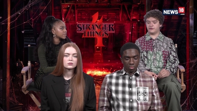 2022-05-29_-_CNN-News18_-_Stranger_Things_4_Interview_mp47265.jpg