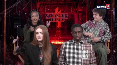 2022-05-29_-_CNN-News18_-_Stranger_Things_4_Interview_mp47342.jpg