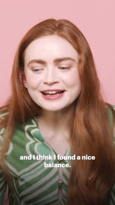 2022-06_-_Glamour_UK_BTS_video_2_mp40167.jpg
