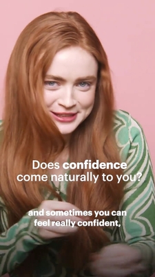2022-06_-_Glamour_UK_BTS_video_2_mp40175.jpg