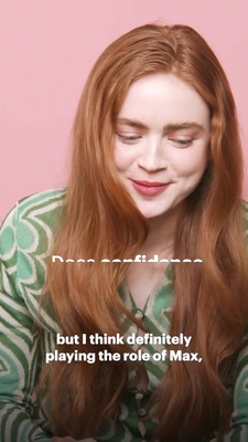 2022-06_-_Glamour_UK_BTS_video_2_mp40178.jpg