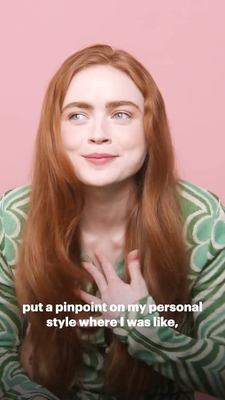 2022-06_-_Glamour_UK_BTS_video_2_mp40212.jpg