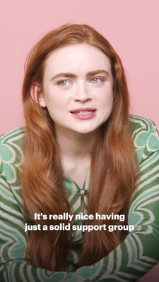2022-06_-_Glamour_UK_BTS_video_2_mp40273.jpg