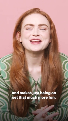 2022-06_-_Glamour_UK_BTS_video_2_mp40281.jpg