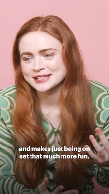2022-06_-_Glamour_UK_BTS_video_2_mp40282.jpg