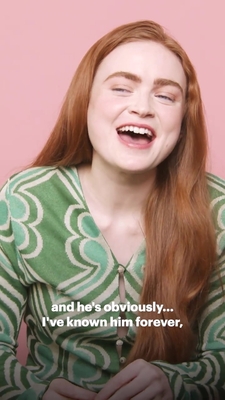 2022-06_-_Glamour_UK_BTS_video_2_mp40311.jpg