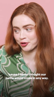 2022-06_-_Glamour_UK_BTS_video_2_mp40325.jpg