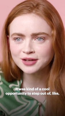 2022-06_-_Glamour_UK_BTS_video_2_mp40346.jpg