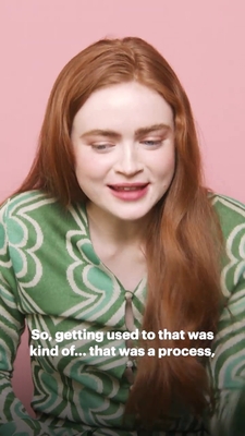 2022-06_-_Glamour_UK_BTS_video_2_mp40391.jpg