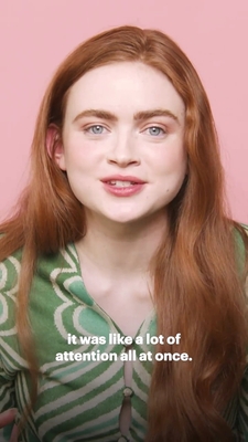 2022-06_-_Glamour_UK_BTS_video_2_mp40445.jpg
