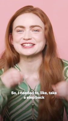 2022-06_-_Glamour_UK_BTS_video_2_mp40454.jpg