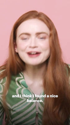 2022-06_-_Glamour_UK_BTS_video_2_mp40459.jpg
