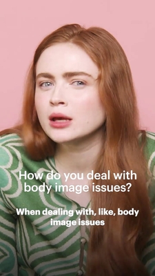 2022-06_-_Glamour_UK_BTS_video_2_mp40502.jpg
