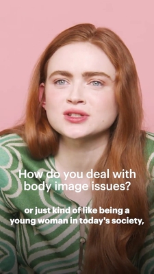 2022-06_-_Glamour_UK_BTS_video_2_mp40503.jpg
