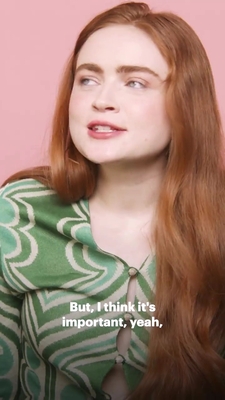 2022-06_-_Glamour_UK_BTS_video_2_mp40512.jpg