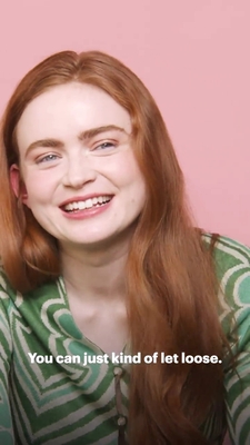 2022-06_-_Glamour_UK_BTS_video_2_mp40574.jpg