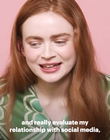 2022-06_-_Glamour_UK_BTS_video_2_mp40165.jpg