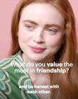 2022-06_-_Glamour_UK_BTS_video_2_mp40293.jpg