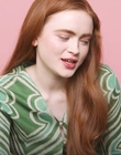 2022-06_-_Glamour_UK_BTS_video_2_mp40296.jpg