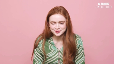 2022-06-01_-_Glamour_UK_Interview_mp47482.jpg